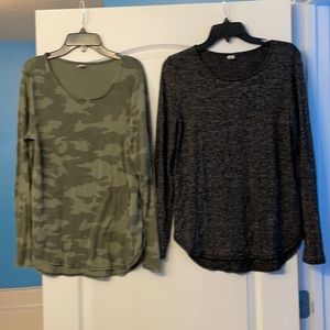 Set of Old Navy tops. Size Medium